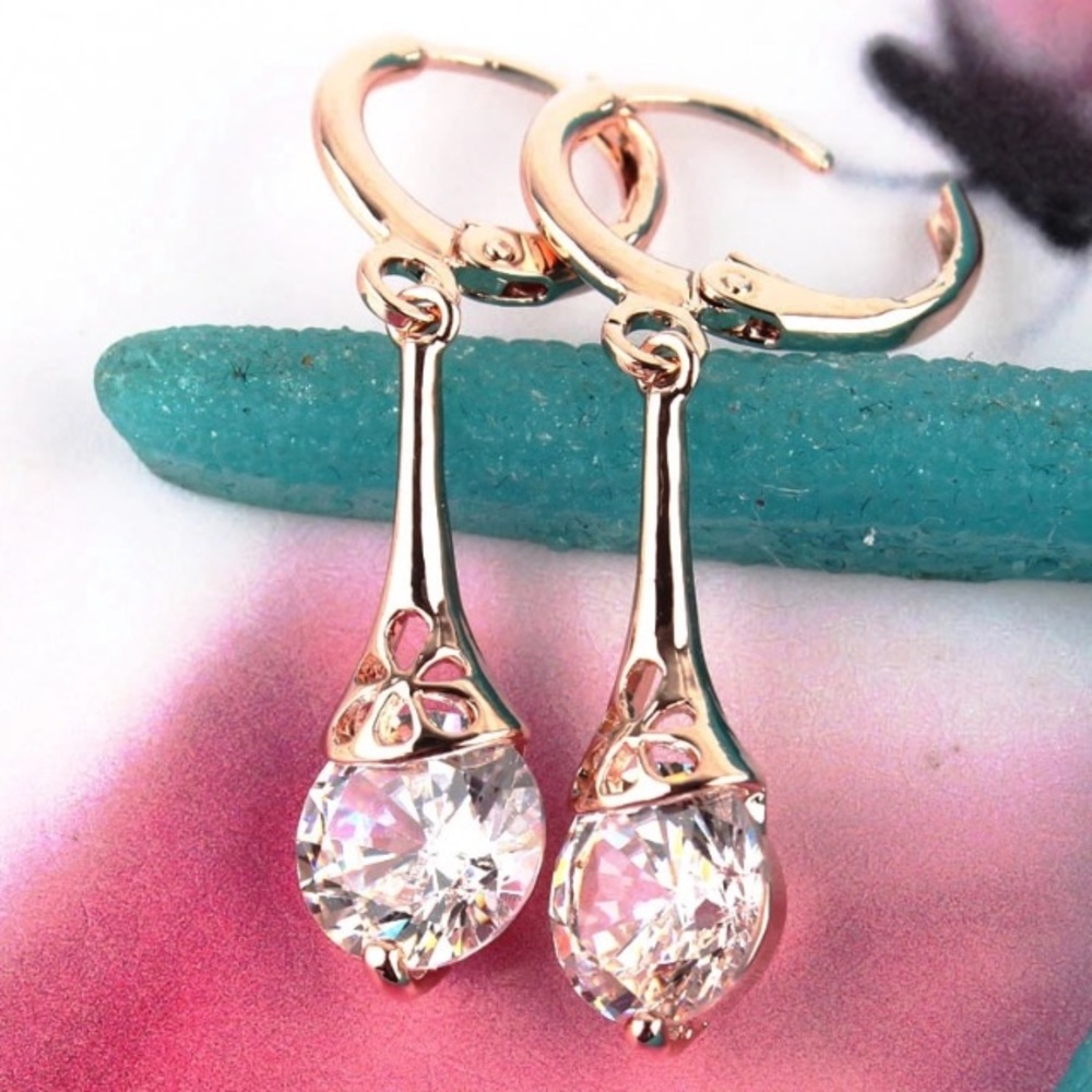 NEW!💙💎PRETTY ROSE💗💛GOLDEN CZ DROPS!💎💙ELEGANT - Picture 2 of 8